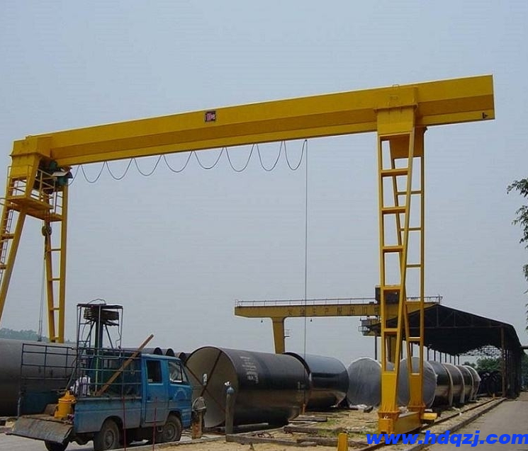 MGH型電動葫蘆雙梁門式起重機 MGH型電動葫蘆雙梁門式起重機