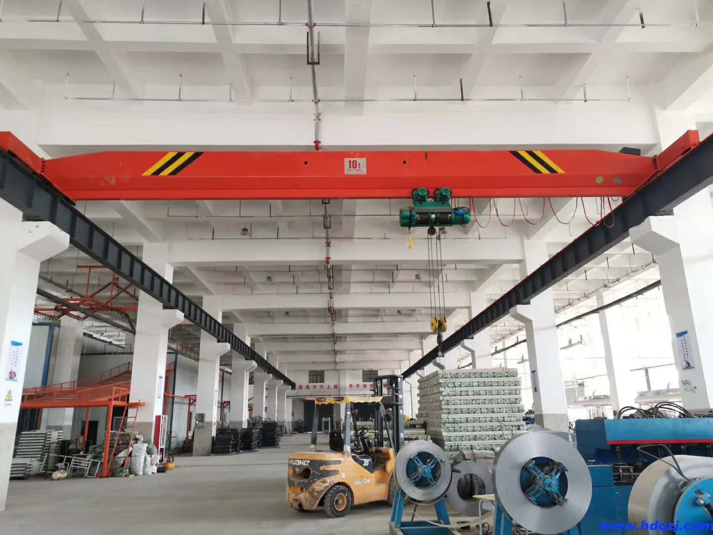 行吊在建筑領域中有哪些重要作用？