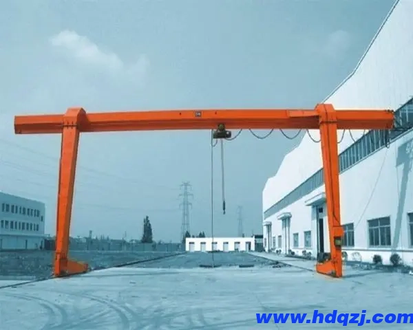 起重機工作特色有哪些方面 起重機工作特色有哪些方面